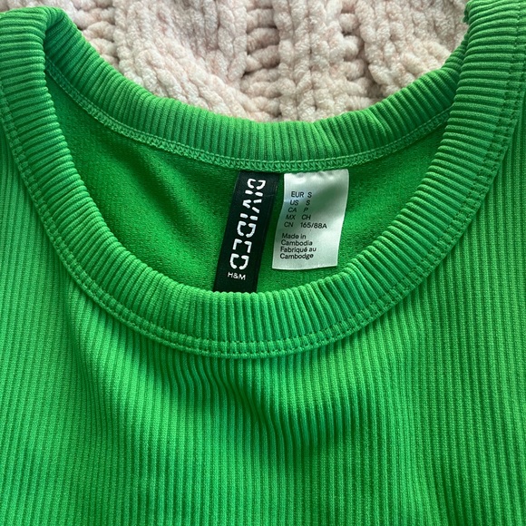 H&m green tank top ribbed - Picture 2 of 2